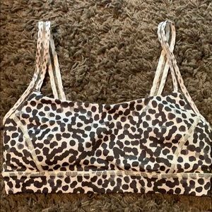 Print lululemon sports bra